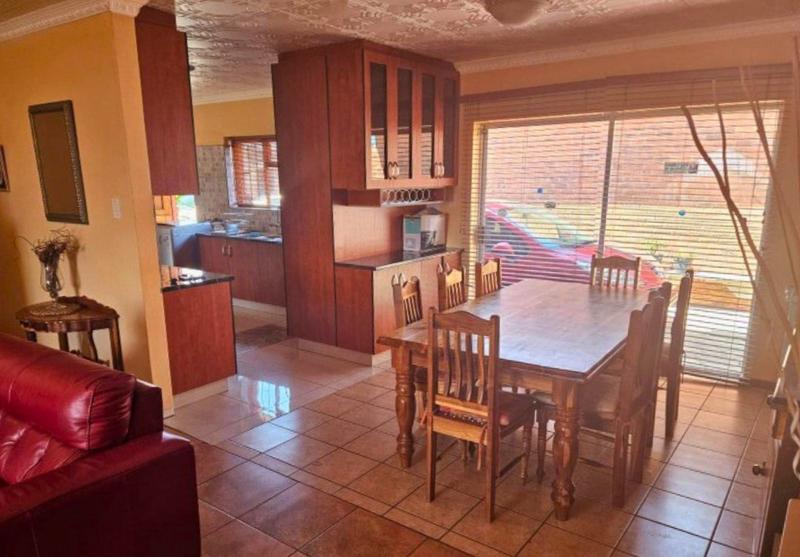 3 Bedroom Property for Sale in Heiderand Western Cape